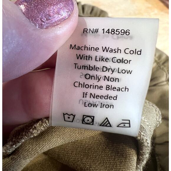 Universal Standard Tan Shorts NWT - Picture 14 of 16